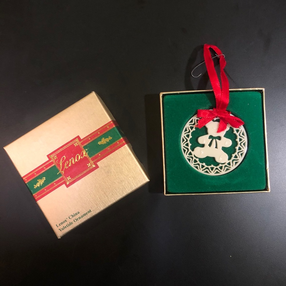 Vintage Lenox China Yuletide Ornament